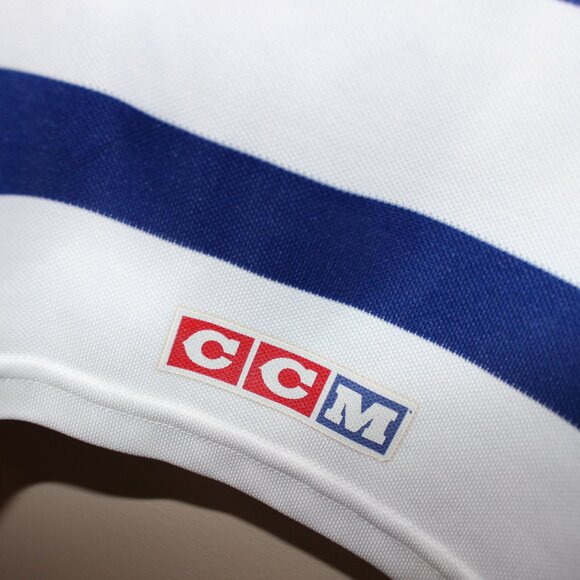 vintage Toronto Maple Leafs CCM Maska jersey XL white blue Made in Canada NHL - Picture 6 of 10